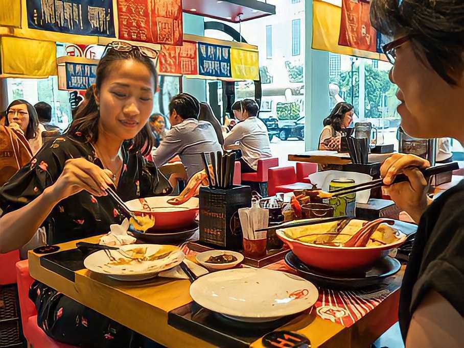 How to Attract More Customers to Your Restaurant